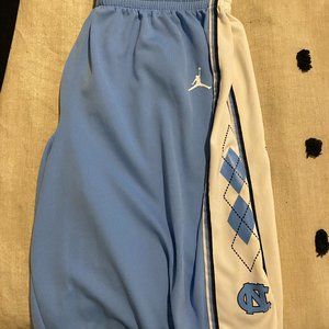 UNC Basketball Shorts - Large